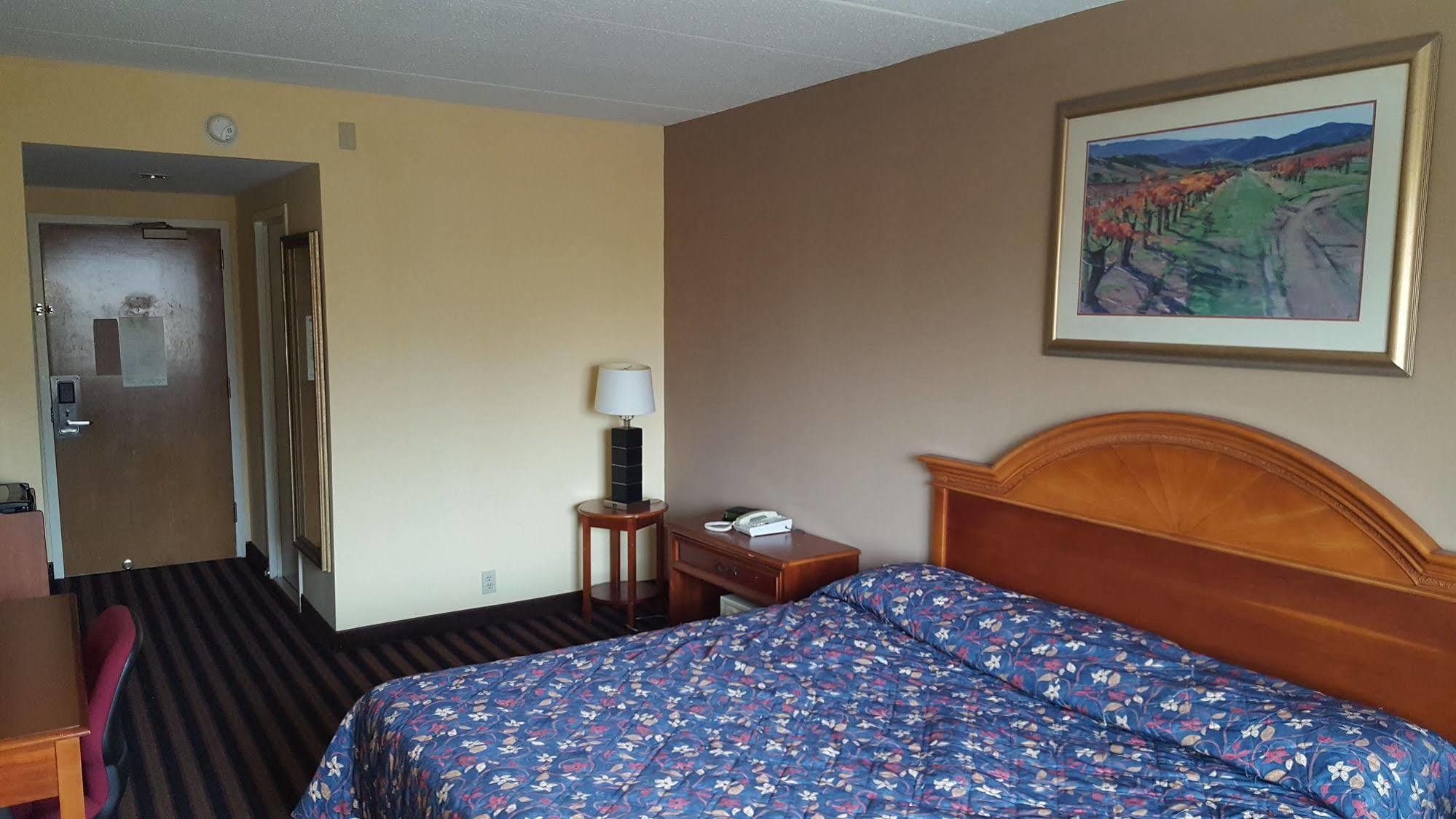 Northeast Garden Inn Laurel Kültér fotó