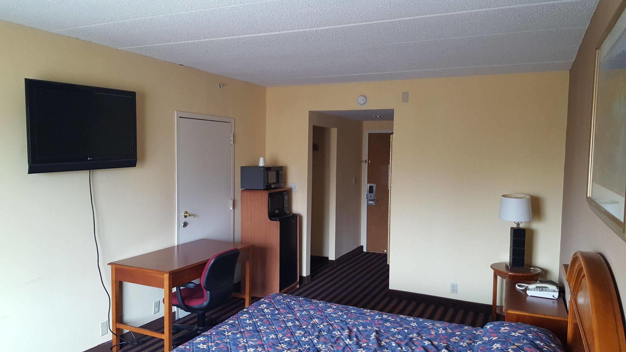 Northeast Garden Inn Laurel Kültér fotó